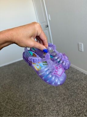 Purple princess glitter light up jelly shoes